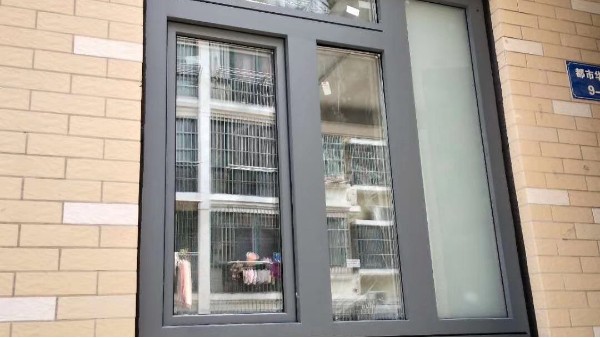 金堂木为淮安都市华城用户提供铝包木门窗案例