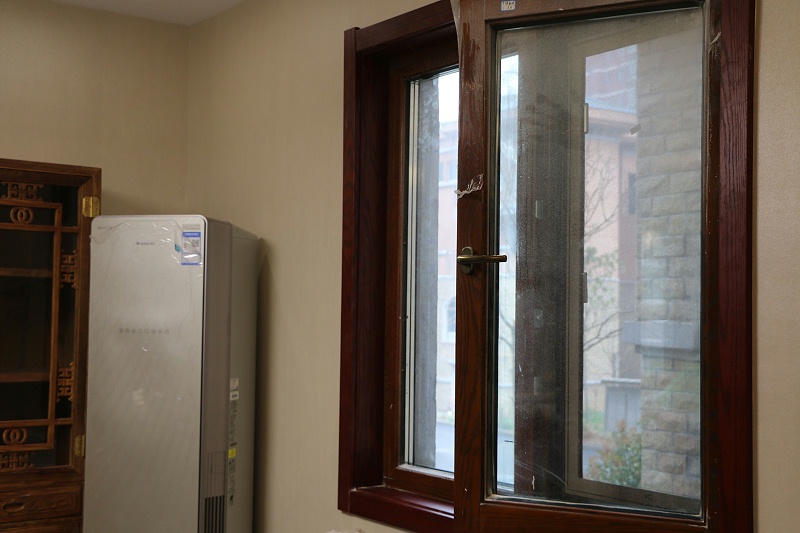 铝包木门窗厨房场景实拍